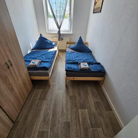 Monteur Und Handwerkerwohnung 170 Apartmán *
