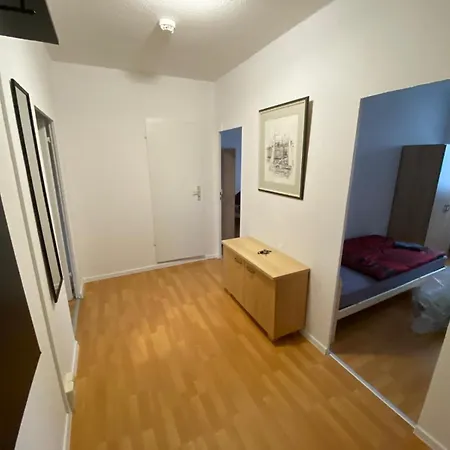 Monteur Und Handwerkerwohnung 170 아파트