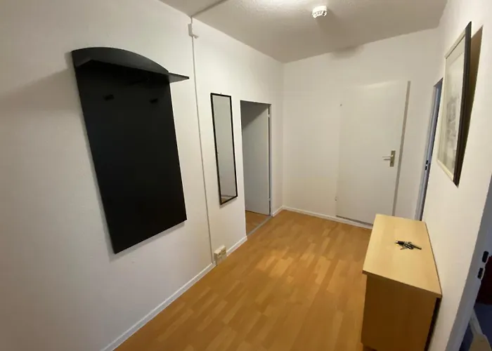 Appartement Monteur Und Handwerkerwohnung 170